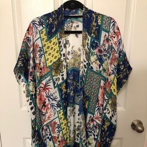 Beachy kimono with tassels